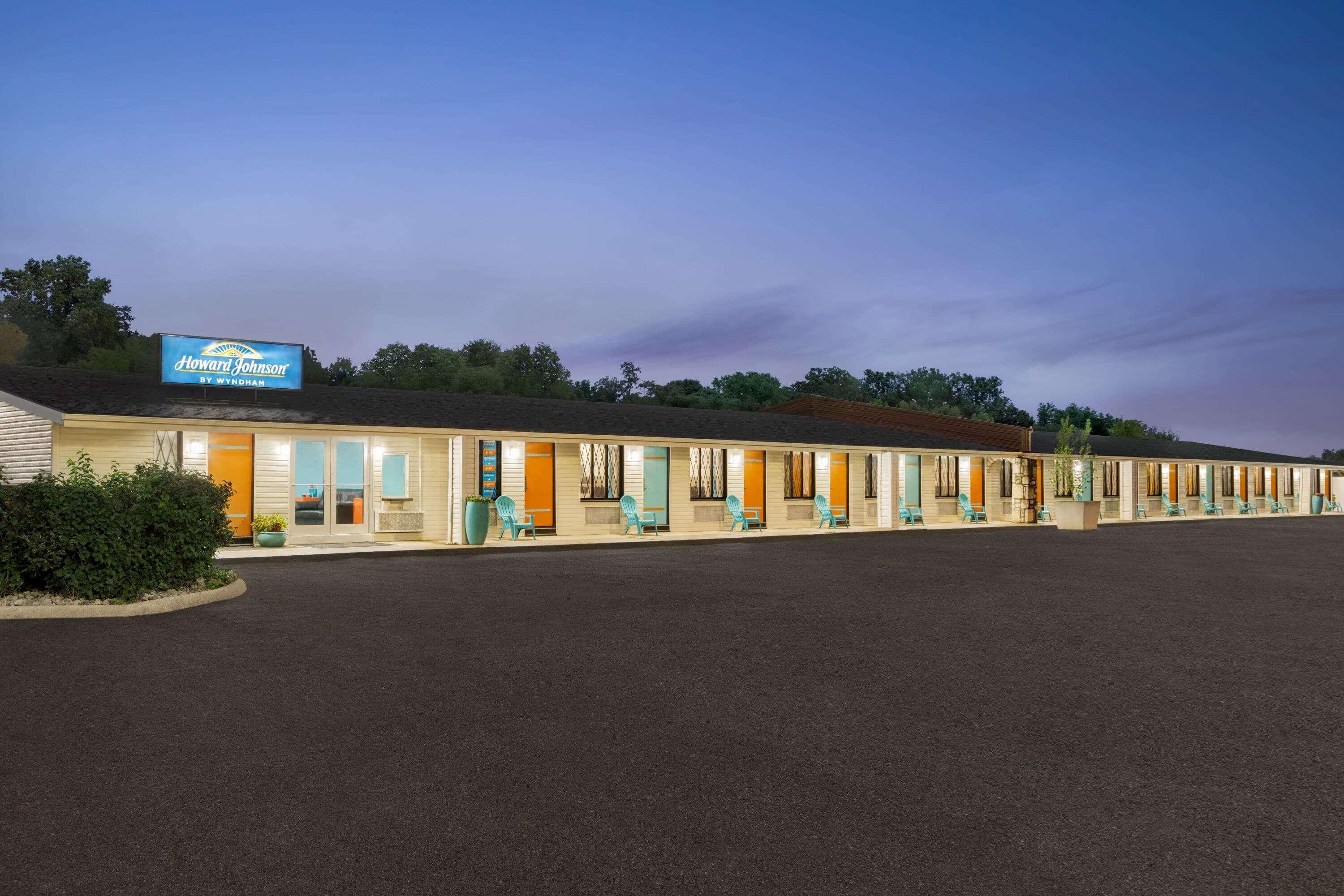 Dover Inn And Suites Exterior foto