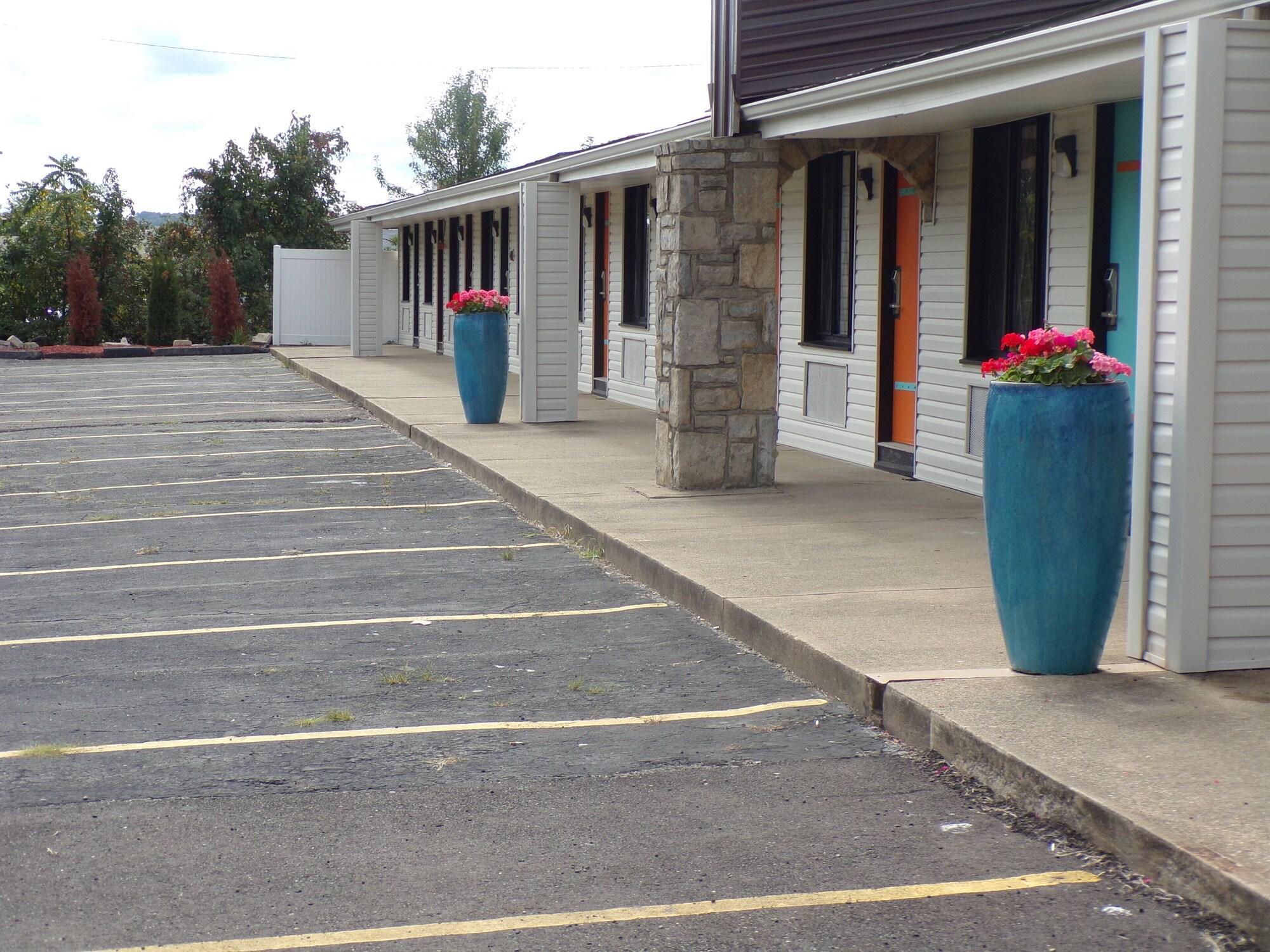 Dover Inn And Suites Exterior foto